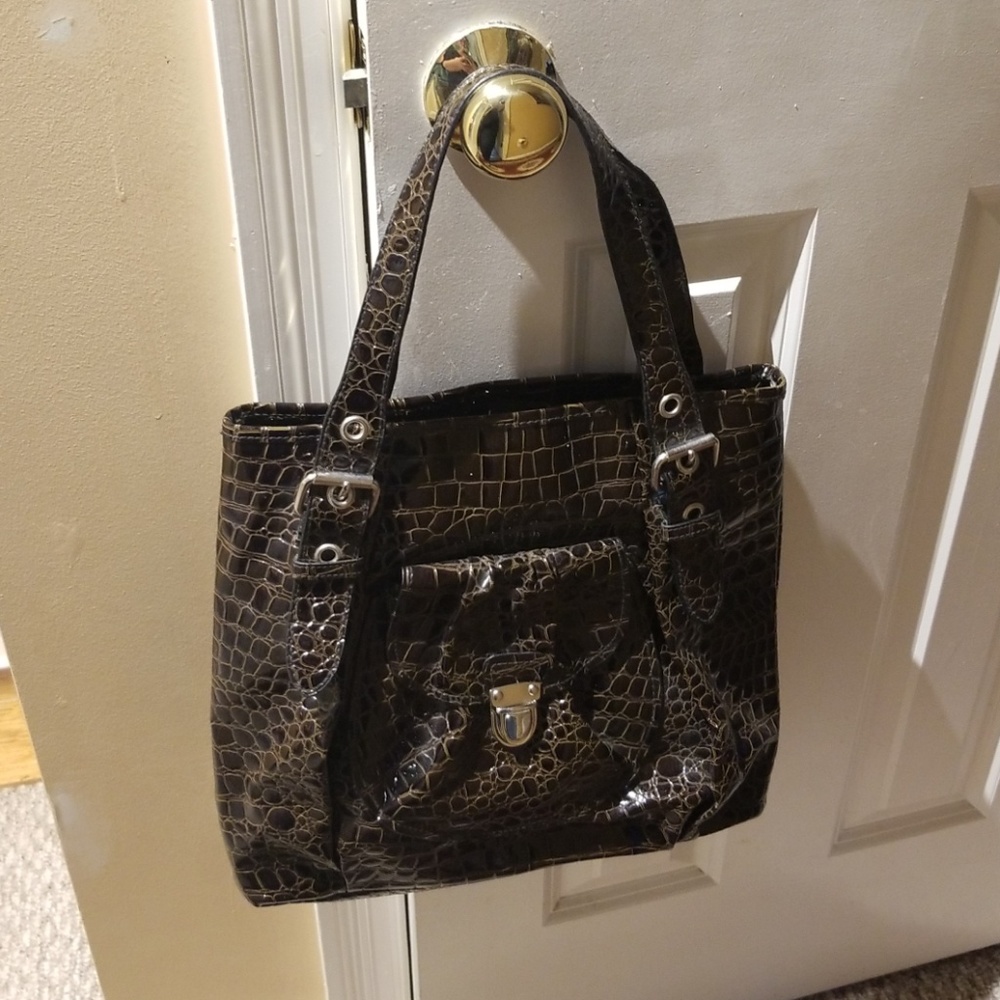 Crocodile style tote bag